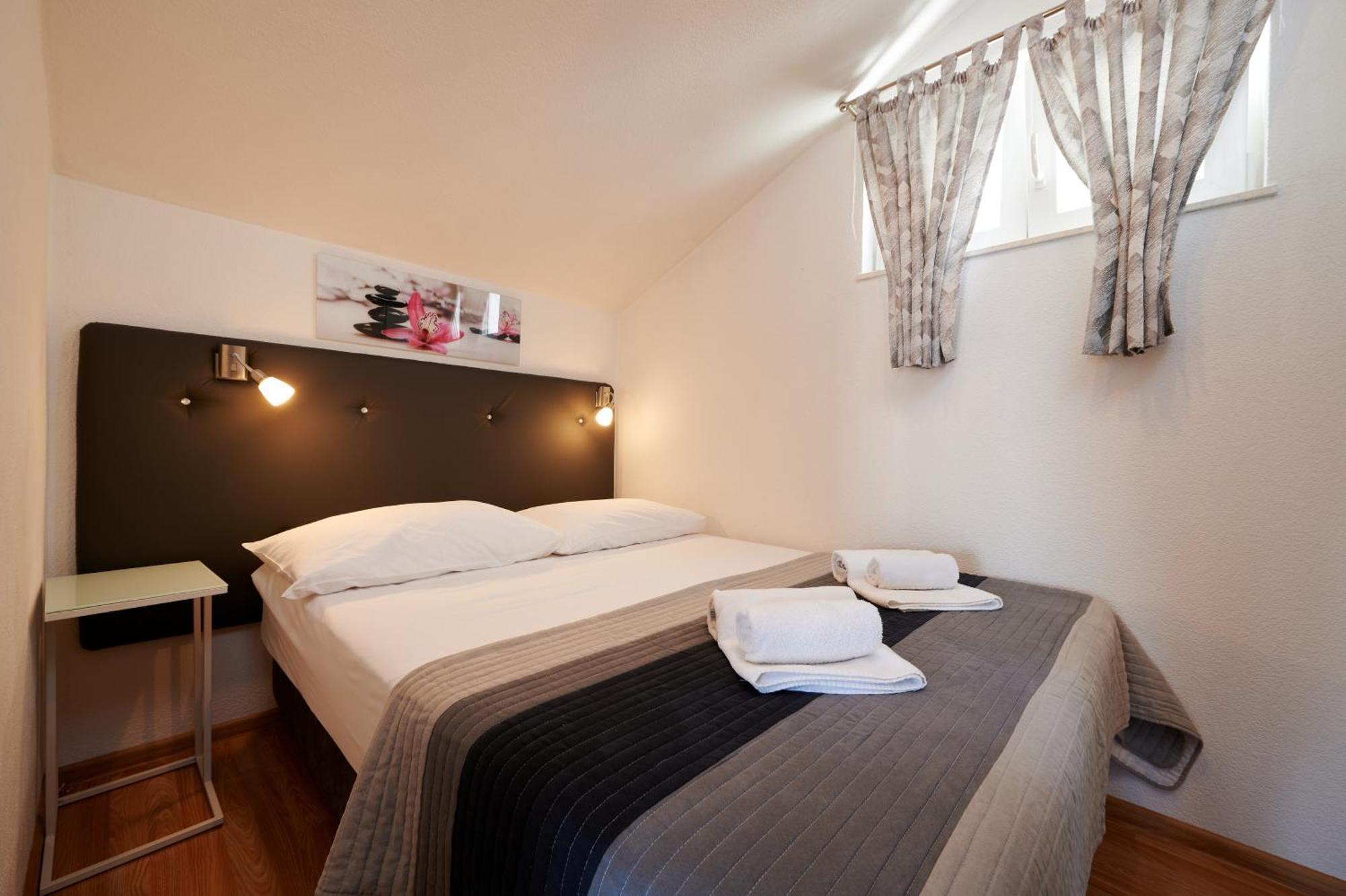 Apartments & Rooms Zaja Trogir Room photo